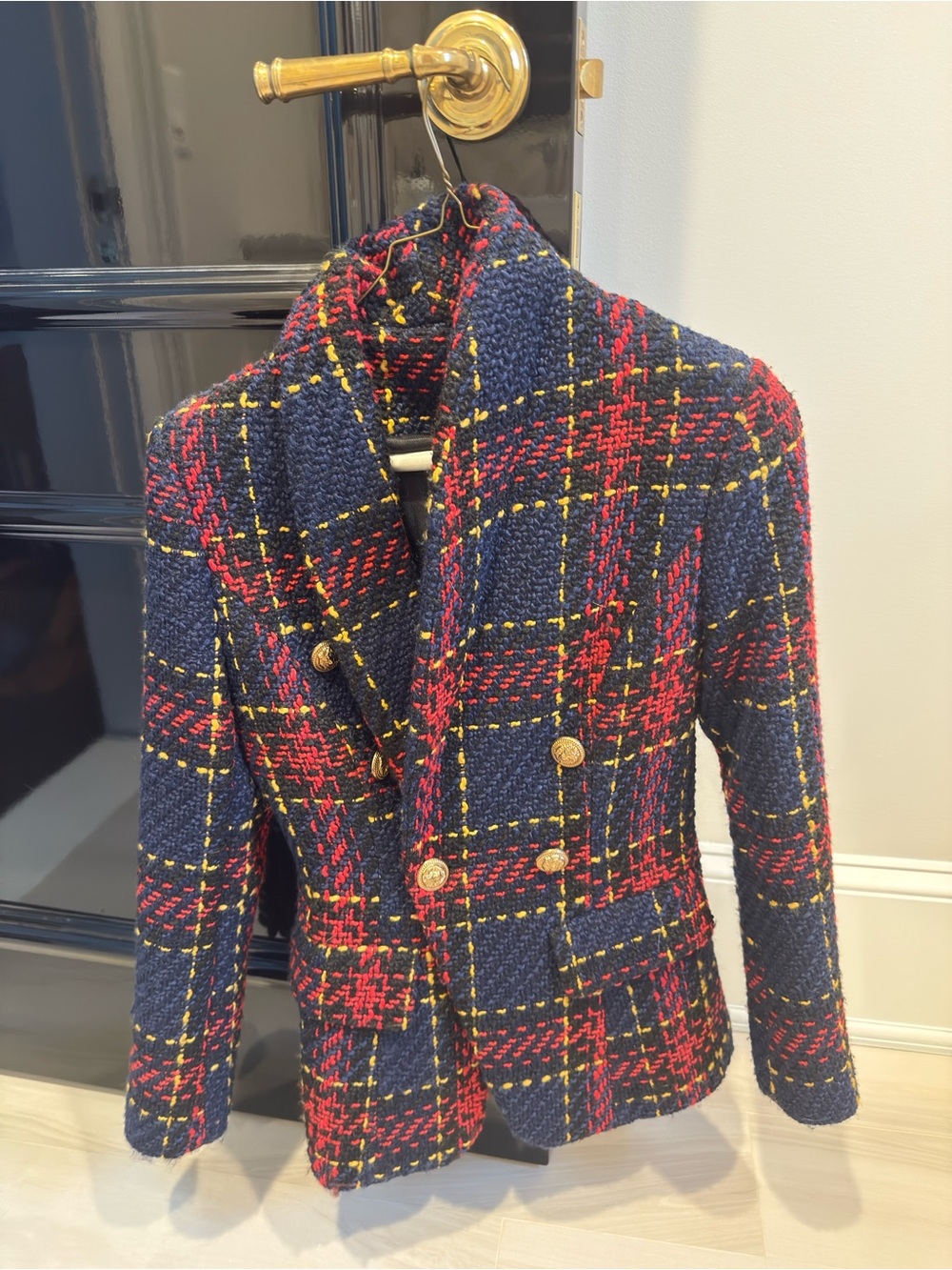 No brand suit jacket (looks like Balmain)